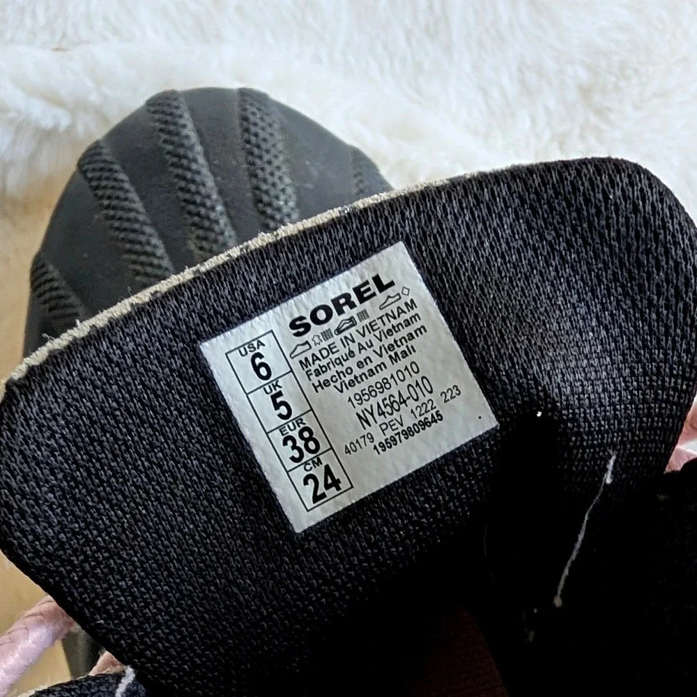 Sorel Out N About III Classic Waterproof Duck Boots Leopard Pink Black Women's 6